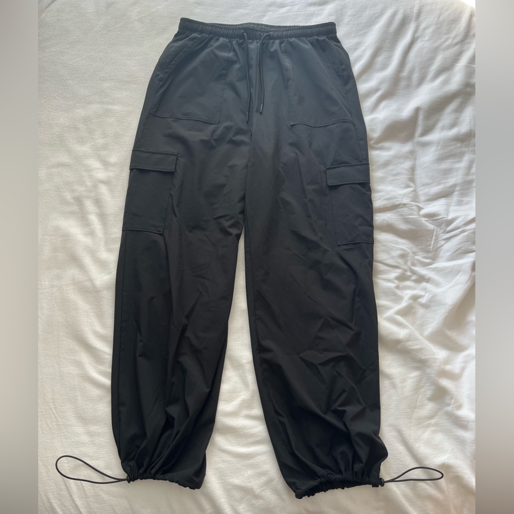 Hollister Gilly Hicks Black Cargo Jogger Pants